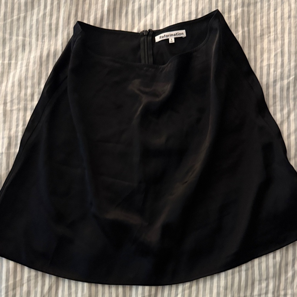 Reformation Black Silk Mini Skirt 100% silk